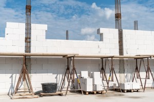 Bouwadvies en offerte voor doe-het-zelver en hulp bij plaatsing/bouwen beton en ruwbouwwerken voor nieuwbouw en totaalrenovatie (sloop en heropbouw) in betonprefab, houtskelet en zonnepanelen regio Heist-op-den-berg, Begijnendijk, Aarschot, Antwerpen, Limburg, Vlaams-Brabant