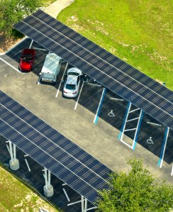 Bouwadvies voor doe-het-zelver en hulp bij plaatsing/bouwen voor nieuwbouw en totaalrenovatie (sloop en heropbouw) in betonprefab, houtskelet en zonnepanelen regio Heist-op-den-berg, Begijnendijk, Aarschot, Antwerpen, Limburg, Vlaams-Brabant