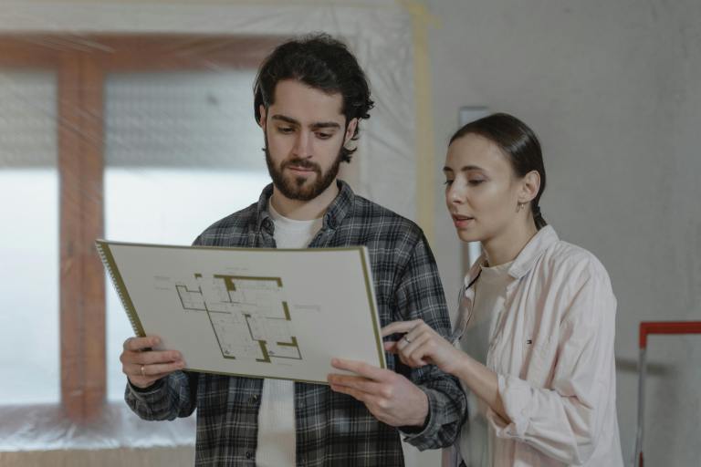 DC Academy Bouwadvies en hulp bij plaatsing/bouwen voor nieuwbouw en totaalrenovatie (sloop en heropbouw) in betonprefab en houtskelet, regio Heist-op-den-berg, Begijnendijk, Aarschot, Antwerpen, Limburg, Vlaams-Brabant