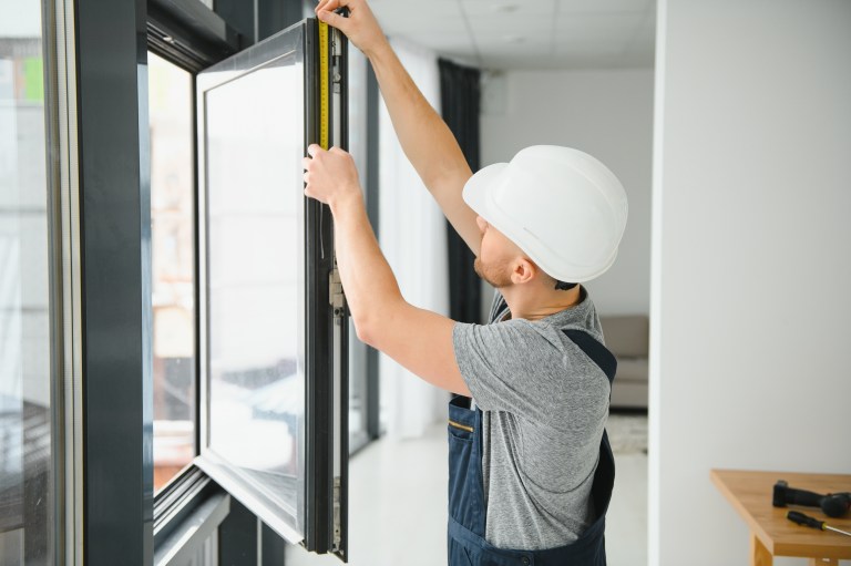 DC Academy Offerte en Bouwadvies bij nieuwe ramen en deuren voor nieuwbouw en totaalrenovatie (sloop en heropbouw) in betonprefab en houtskelet, regio Heist-op-den-berg, Begijnendijk, Aarschot, Antwerpen, Limburg, Vlaams-Brabant